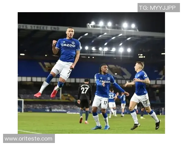 埃弗顿与利兹联对决分析及双方近期状态评估